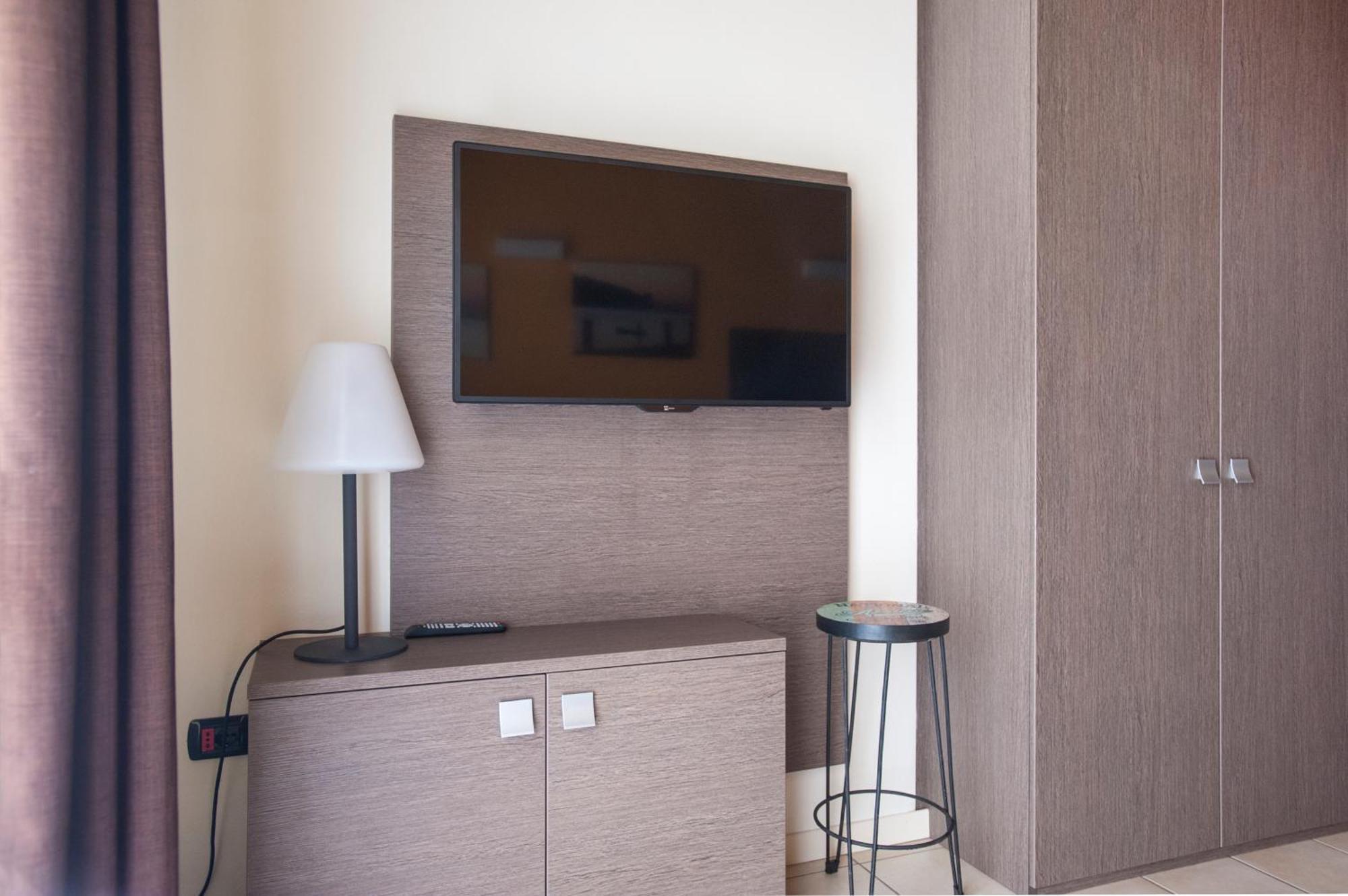 Residence Maroadi Torbole Sul Garda Exteriör bild