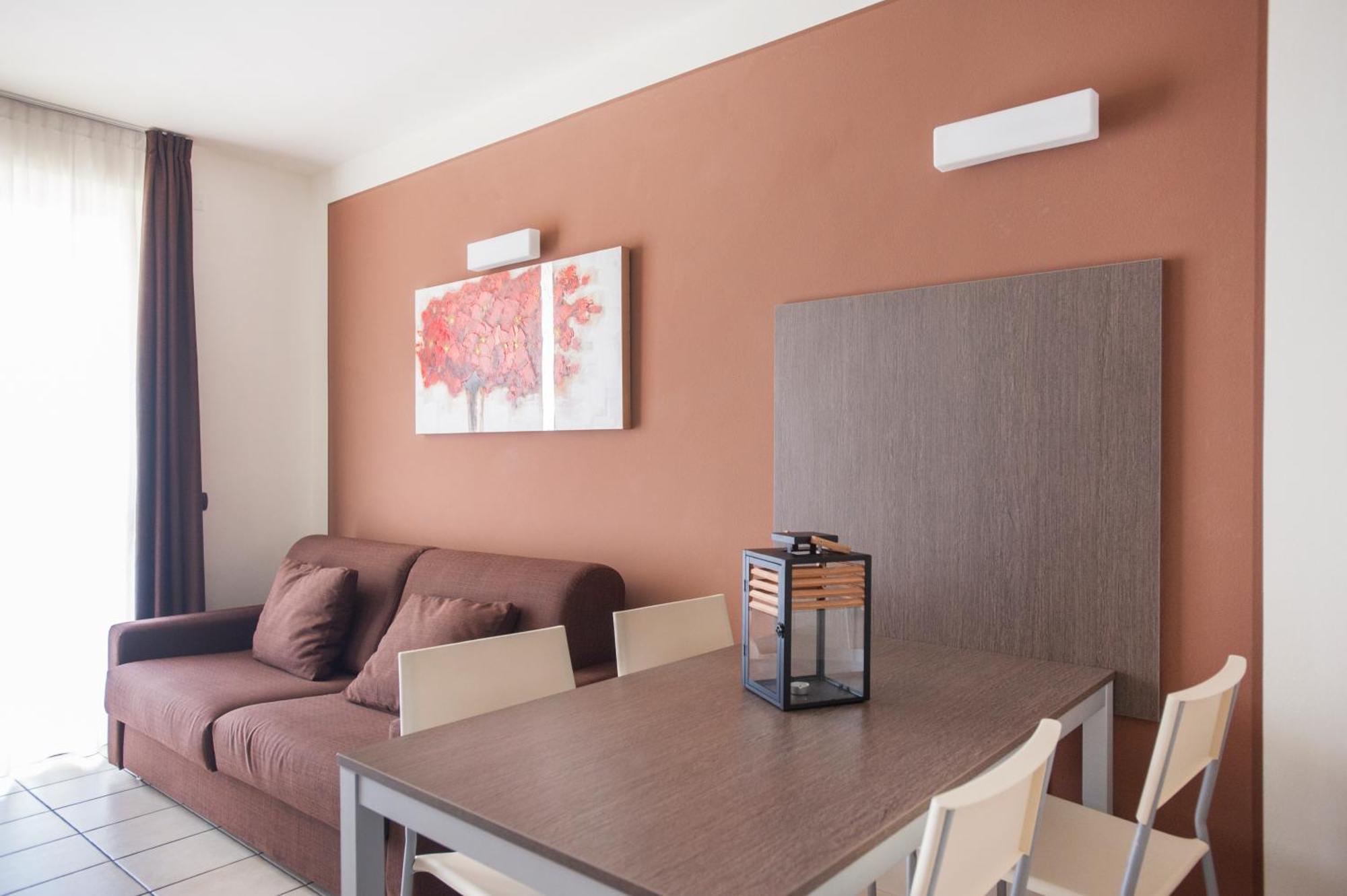 Residence Maroadi Torbole Sul Garda Exteriör bild